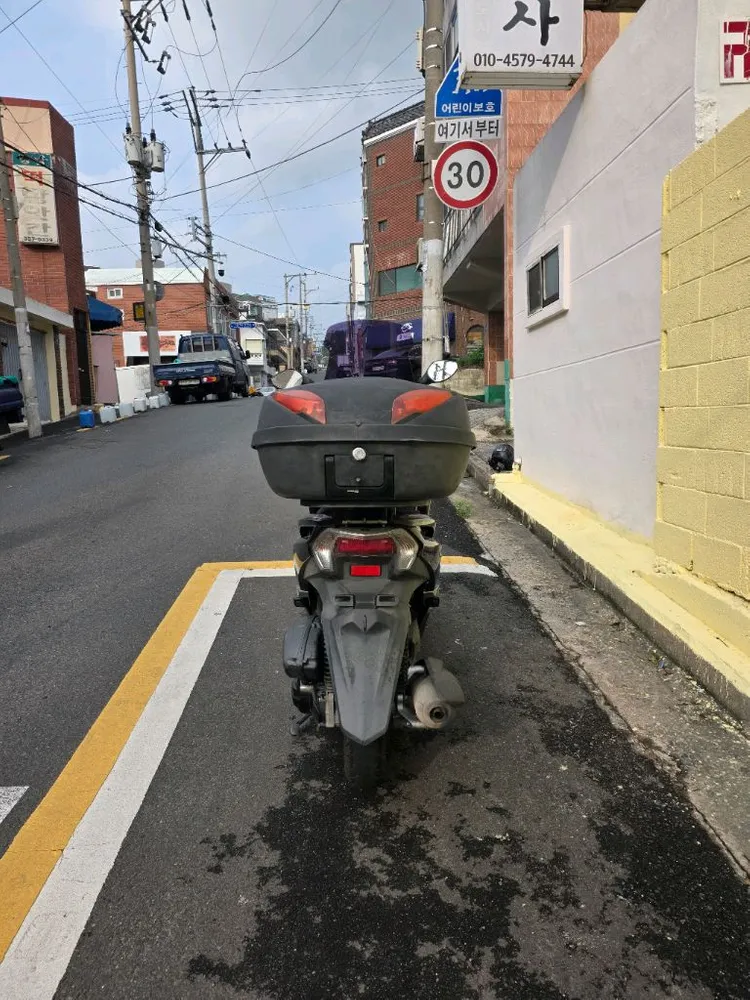 야마하 트리시티 125 이미지