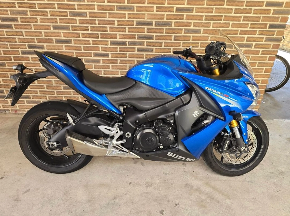 스즈키 gsr-s1000 이미지