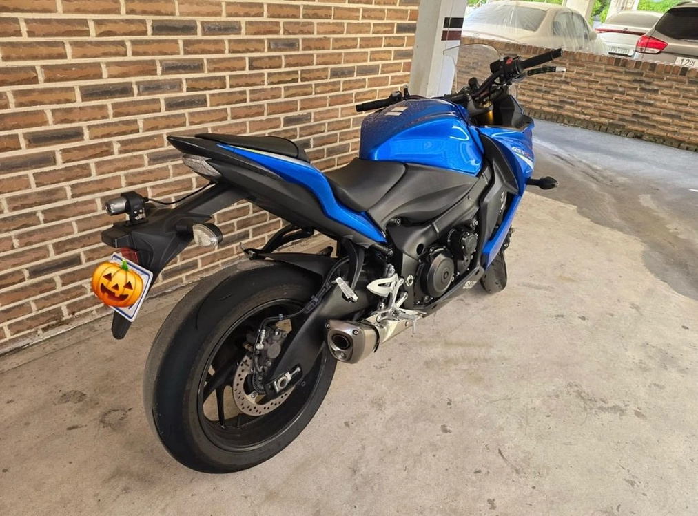 스즈키 gsr-s1000 이미지