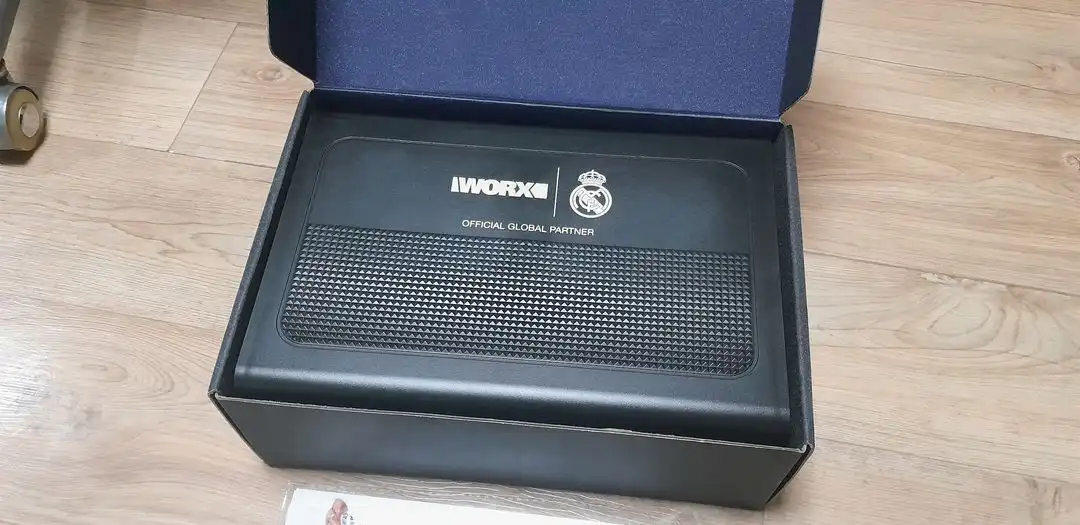 WORX 12V WU135 한정판 케이스 이미지