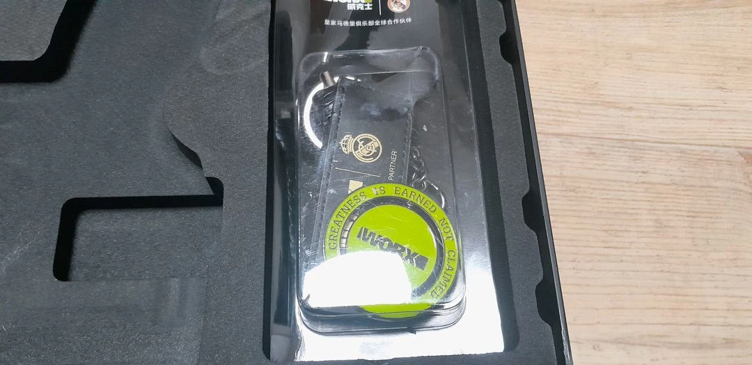 WORX 12V WU135 한정판 케이스 이미지