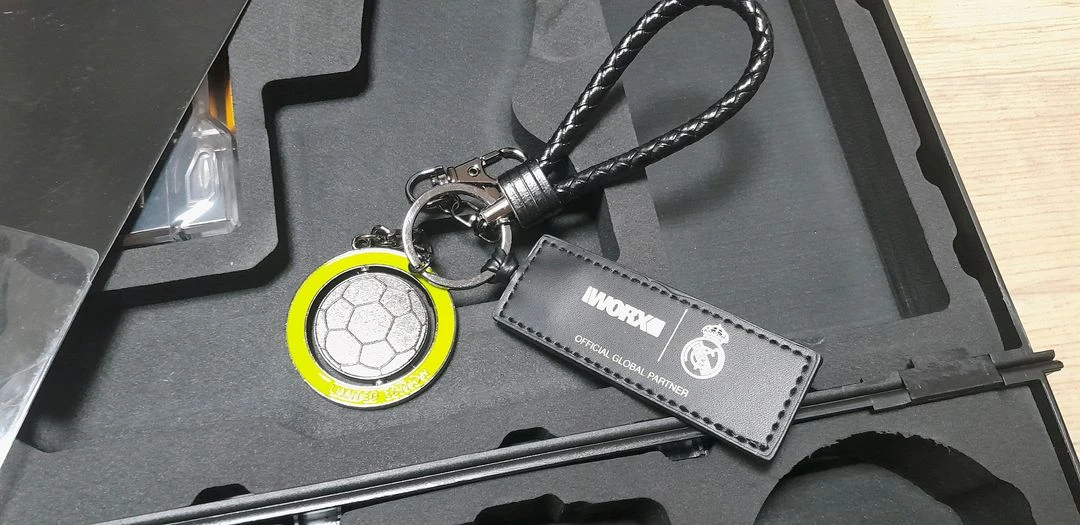 WORX 12V WU135 한정판 케이스 이미지
