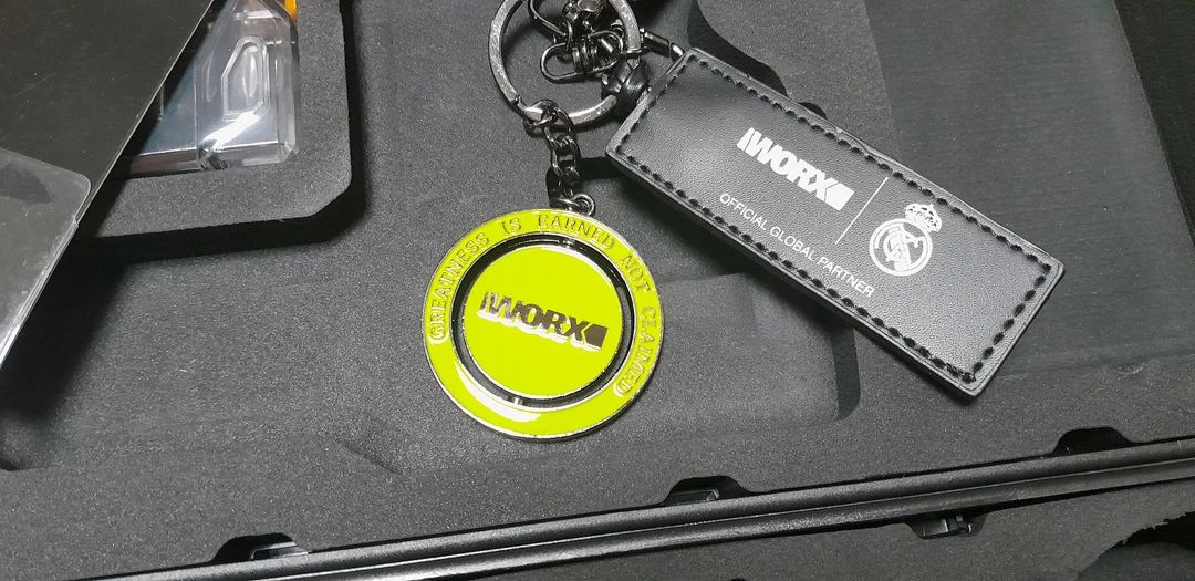 WORX 12V WU135 한정판 케이스 이미지