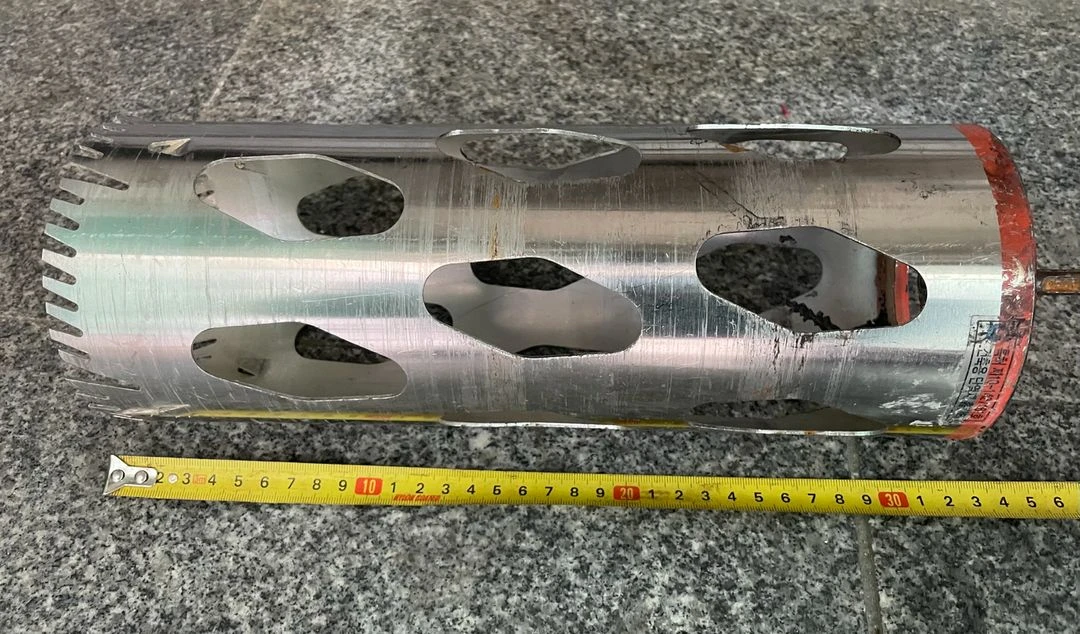 스티로폼 롱홀쏘 단열재 롱홀쏘 101x310mm SDS 타입 롱홀커터 상태 좋은 제품 팝니다. 이미지