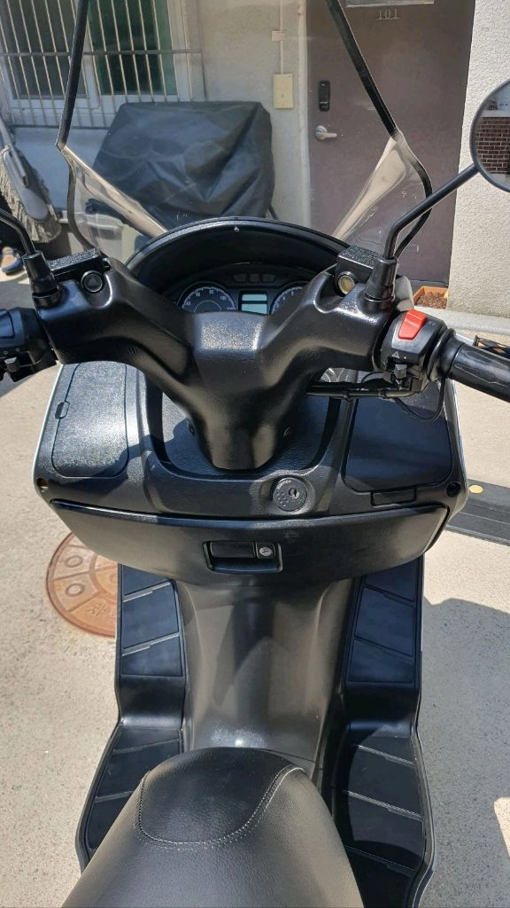 스즈키 버그만 125cc 이미지