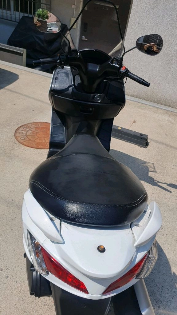 스즈키 버그만 125cc 이미지