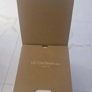 LG 시네빔 큐브 HU710PB 빔프로젝터 이미지