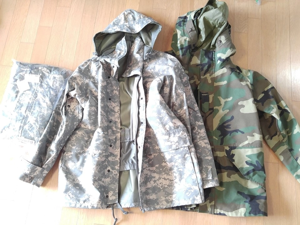 ACU 고어텍스(2세대) 상의 미듐 레귤러 비닐포장채 새제품 판매 합니다. 이미지