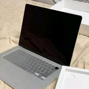 맥북에어 15인치 M5 24GB 1TB판매 이미지