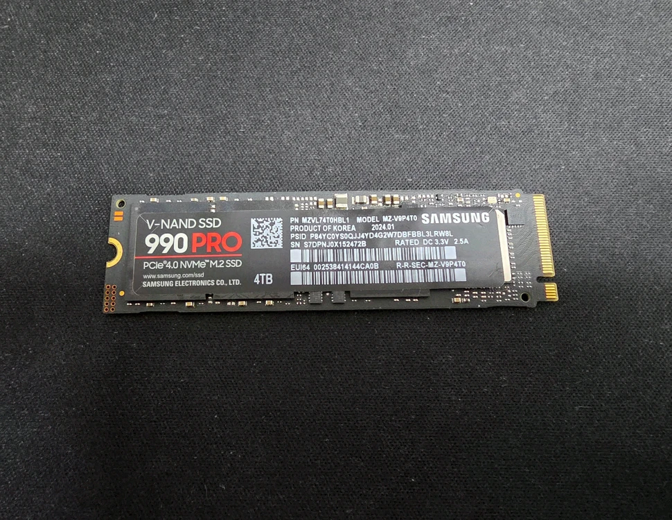 삼성전자 990 PRO M.2 NVMe SSD (4TB) 이미지