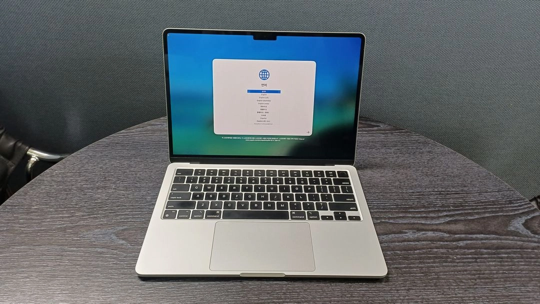 애플 맥북에어 M2 13.6인치 A2681 8G SSD 256G G키불량 이미지