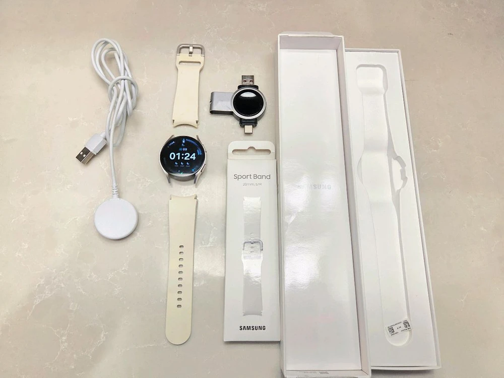 갤럭시 워치6 (LTE 자급제, 40mm)(골드)풀박스 이미지