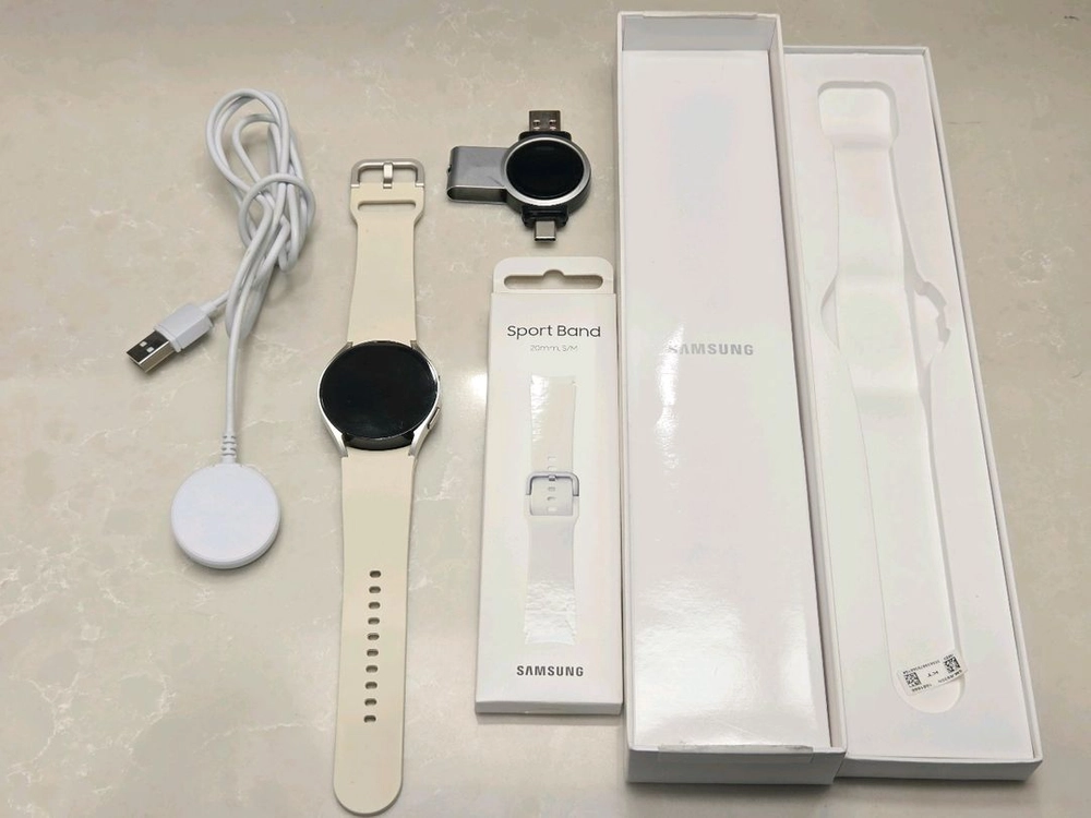 갤럭시 워치6 (LTE 자급제, 40mm)(골드)풀박스 이미지