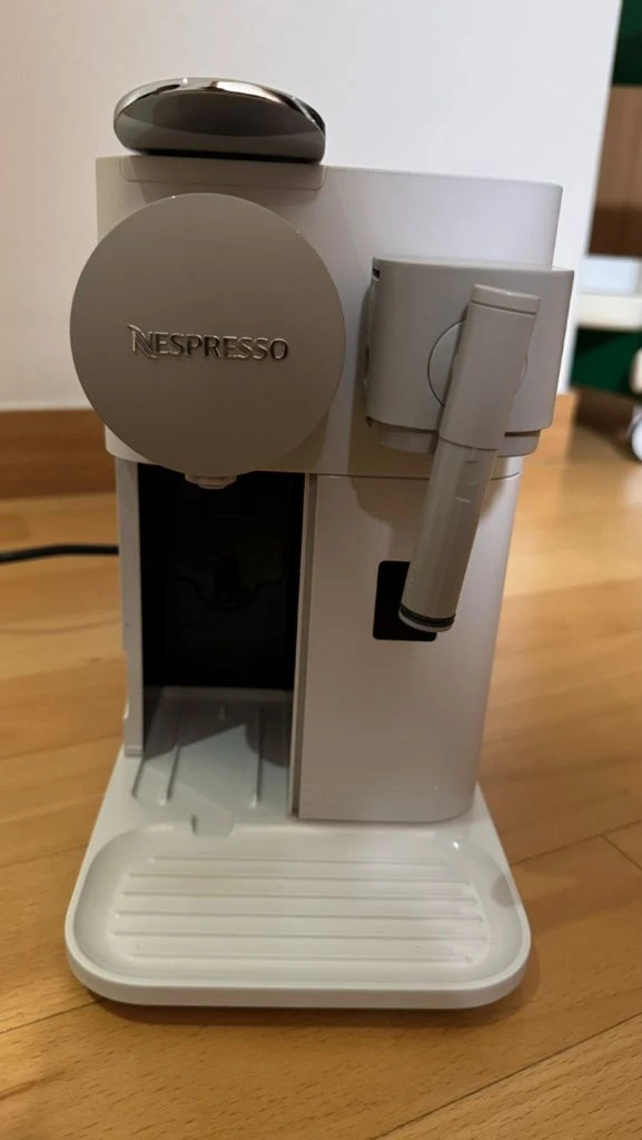 네스프레소 nespresso 커피머신 캡슐 커피 원두 이니시아 레드 스타벅스 드롱기 필립스 테스팅완료새상품급 상태 이미지