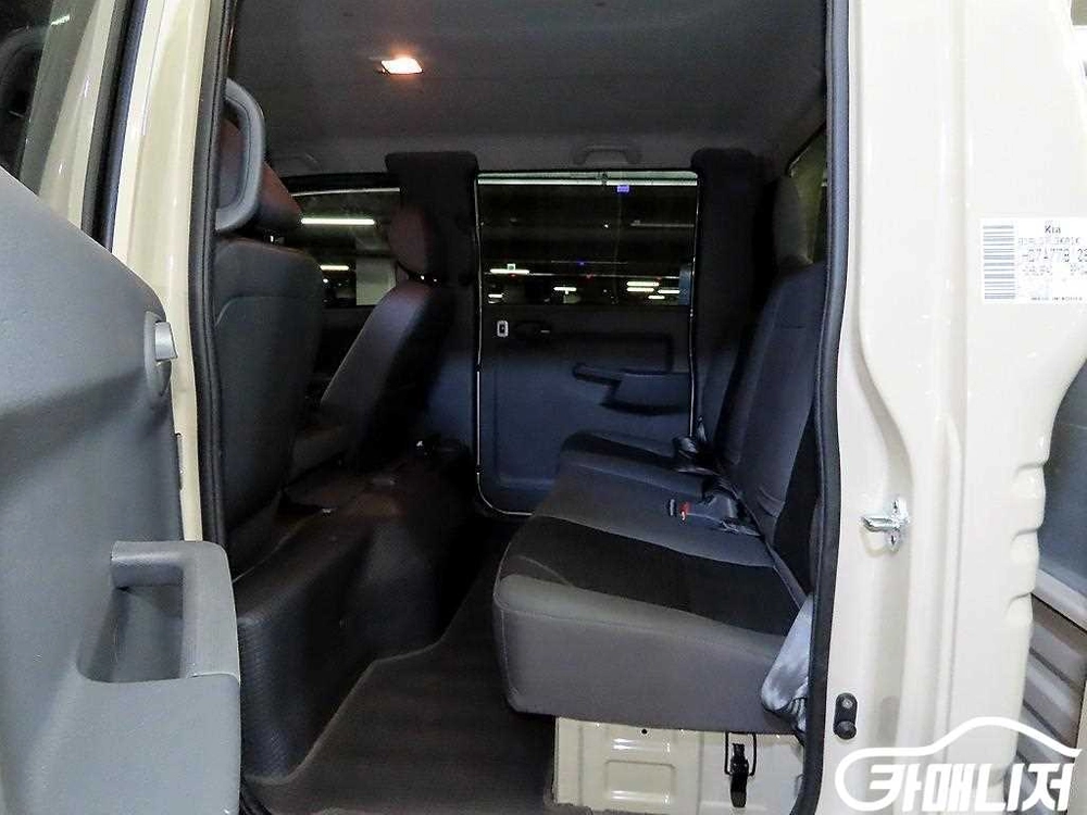 [소형화물][카고]봉고3 (LPG2.5터보) 더블캡/초장축/2WD GLS (6인승 /1톤) 6월초특가 이미지