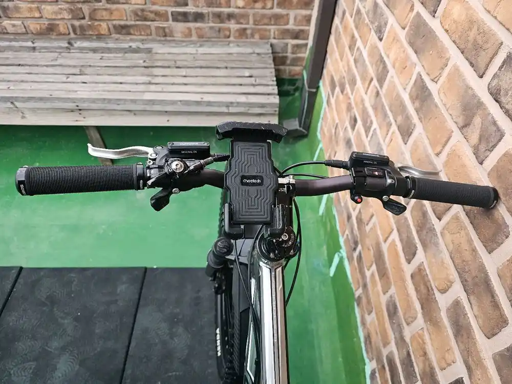 풀서스펜션 MTB 자전거 이미지