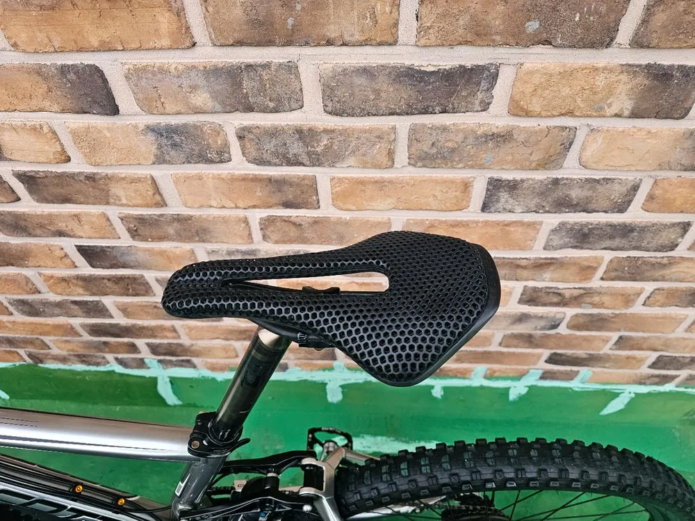 풀서스펜션 MTB 자전거 이미지