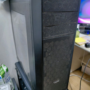 i7 6700K RX570 게이밍 컴퓨터 본체 이미지