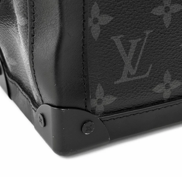 LV 루이비통 이클립스 모노그램 소프트 트렁크 크로스백 메신저백 블랙 이미지
