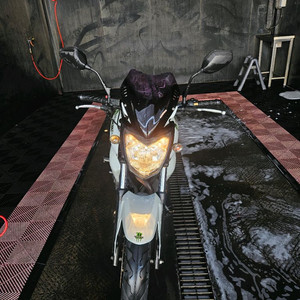 올드바이크 SYM 티투스 125 15년식 125cc 화석차 희귀차 소장용 네이키드 메뉴얼 바이크 오토바이 대차 판매 이미지