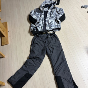 스키복 세트 이미지