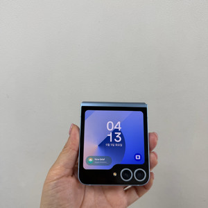 (부산중고폰)갤럭시z플립6 블루 256기가 상태최상 판매해요 이미지