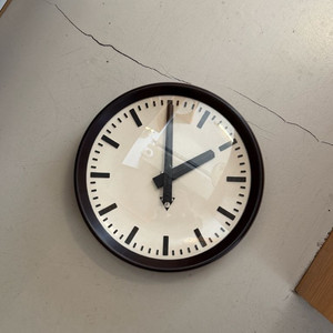 프라고트론 빈티지 벽시계 32cm 이미지