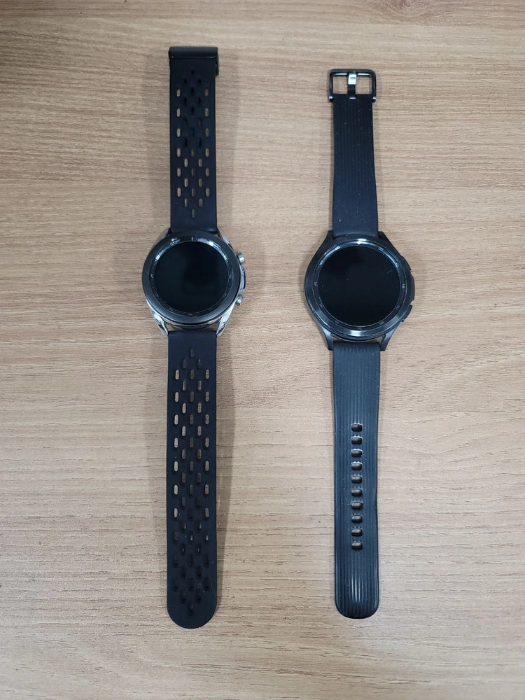 삼성 갤럭시 워치3 41mm GPS 갤럭시 워치4 클래식 46mm LTE 셀룰러 이미지