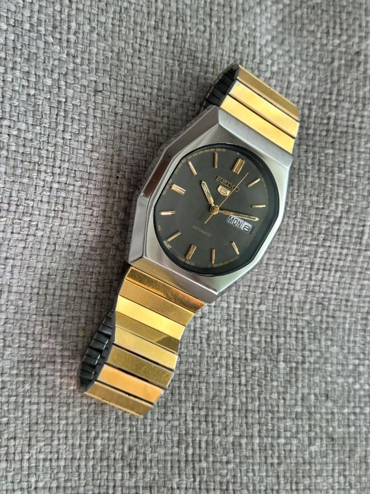 70s 세이코 빈티지 오토매틱 시계 이미지
