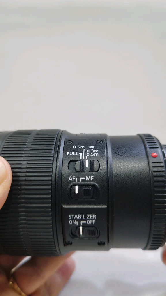 캐논 EF100mm F2.8L IS USM 이미지
