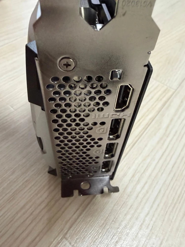 MSI GeForce RTX 4070 Ti VENTUS 3X 12G OC 이미지