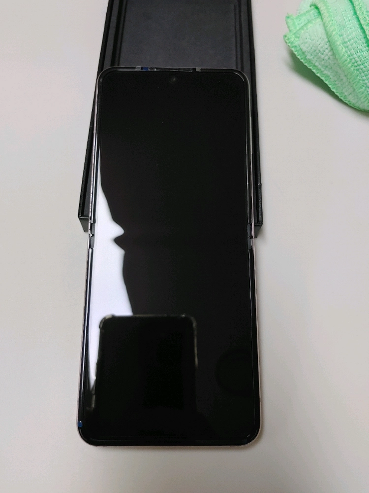 그냥 새폰 ㅡ 갤럭시 Z플립5 512GB + 전체 교체 이미지
