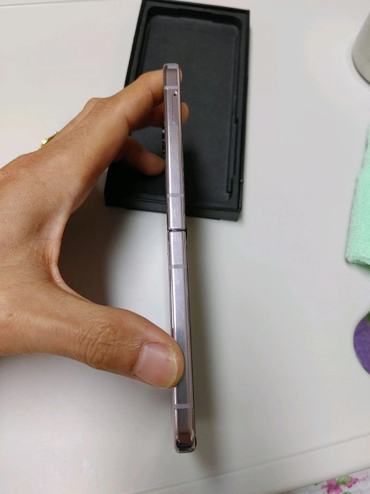 그냥 새폰 ㅡ 갤럭시 Z플립5 512GB + 전체 교체 이미지