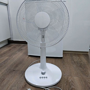 선풍기, 전기 스토브, 모기퇴치기, 뽀로로 매트, 헬로키티 좌변기 판매 이미지