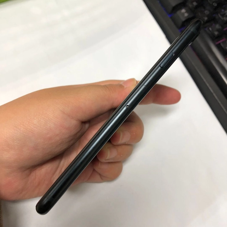 아이폰SE3 128GB 블랙 중고폰 배터리100% 기능정상 213836 이미지
