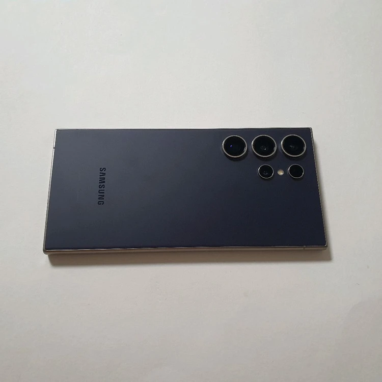 갤럭시 S24 울트라 256GB 깔끔 저렴 정상해지 이미지
