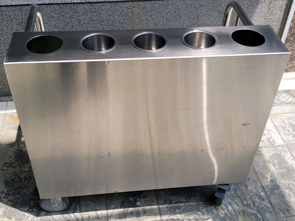 스텐 이동식 수저식판 배분대 고급형 이미지