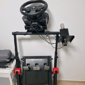 Thrustmaster 트러스트마스터 TMX 레이싱휠 세트 판매합니다. 이미지