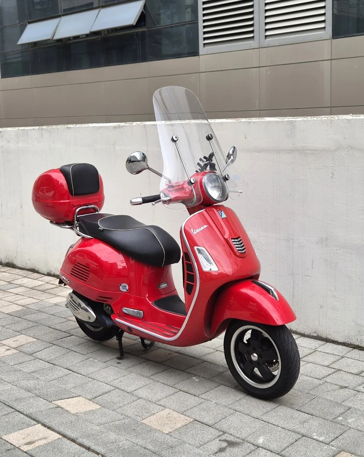 2015년식 베스파 GTS300 ABS,ASR 모델 판매합니다. 이미지