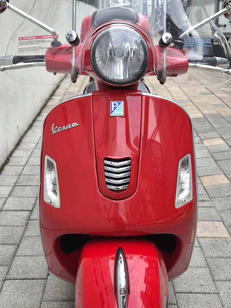 2015년식 베스파 GTS300 ABS,ASR 모델 판매합니다. 이미지