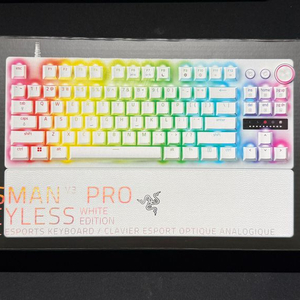 레이저 헌츠맨 V3 Pro TKL 화이트 이미지
