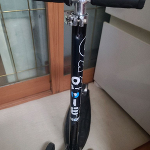 마이크로 맥시 티버전 킥보드 블랙 이미지