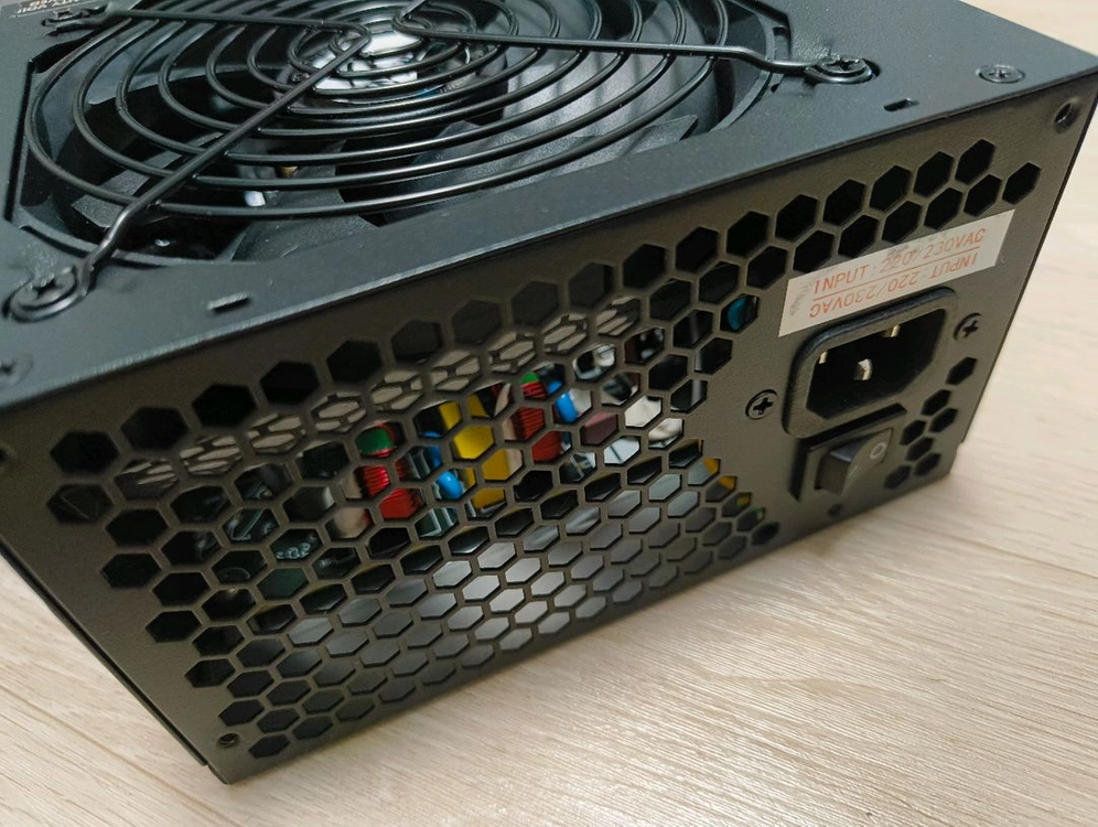 잘만 EcoMax 500W 83+ 파워서플라이 이미지