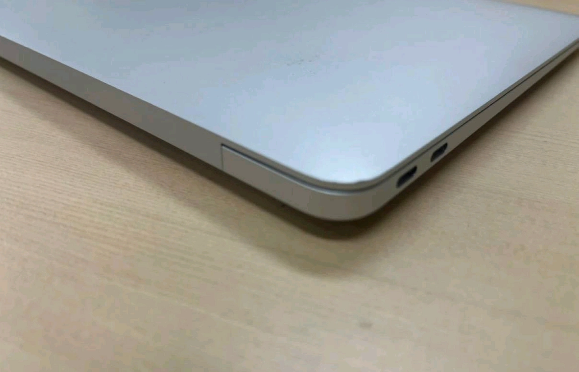 Apple MacBook Air M1 2020 실버 8GB 256GB 이미지