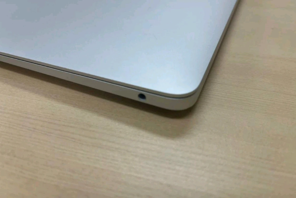 Apple MacBook Air M1 2020 실버 8GB 256GB 이미지