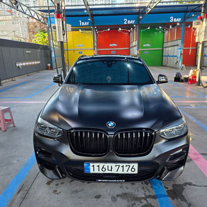 [개인]2021년식 BMW X4 M40i 44,xxxKM 차량 판매합니다 이미지