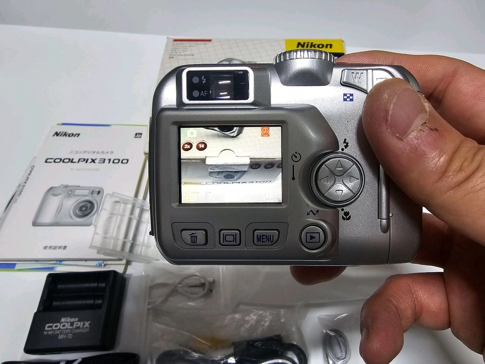 [박스0]니콘 쿨픽스 3100 (올드디카) Nikon COOLPIX 3100 사쿠라 디카 이미지