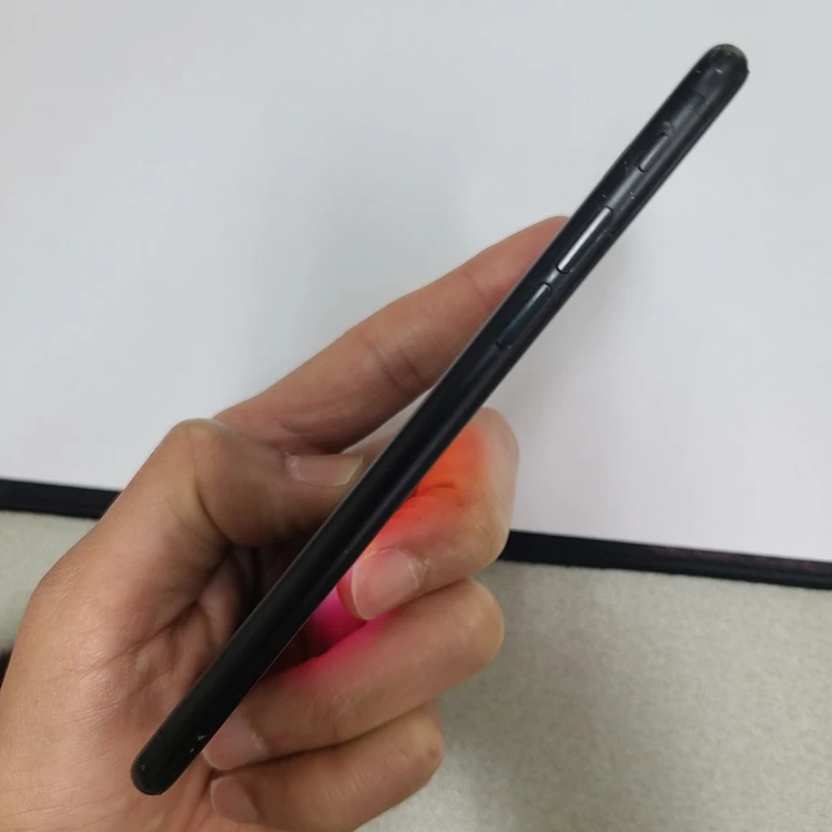 아이폰7 매트블랙 128GB 배터리92% 인스타 빈티지폰 126679 이미지