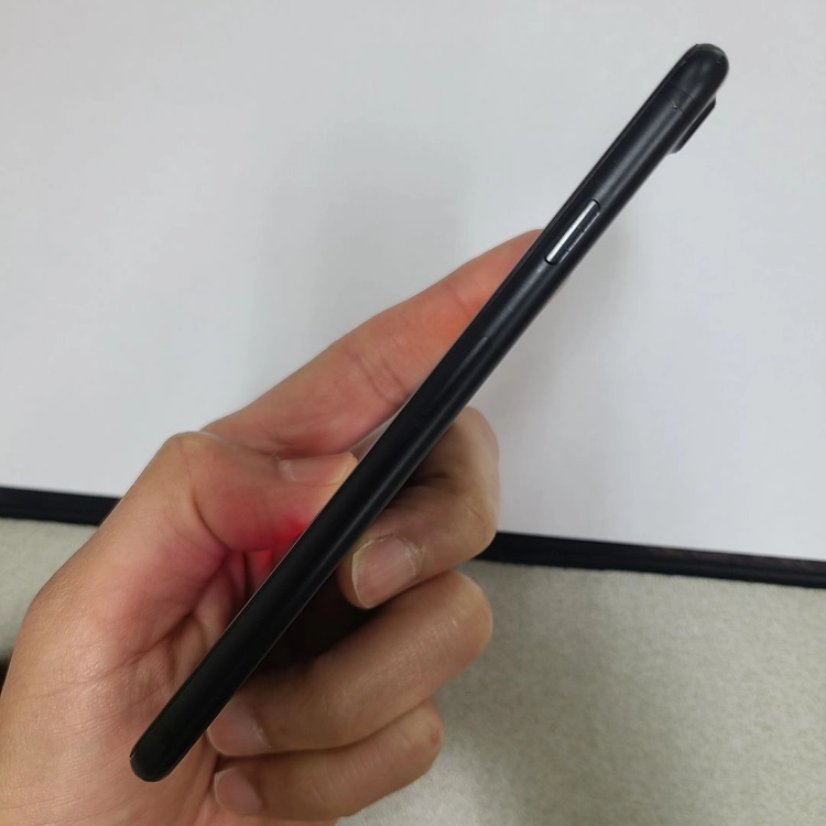 아이폰7 매트블랙 128GB 배터리92% 인스타 빈티지폰 126679 이미지