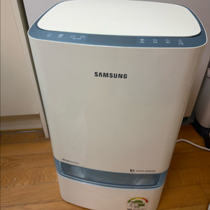 삼성 디지털 인버터 제습기 15L 이미지